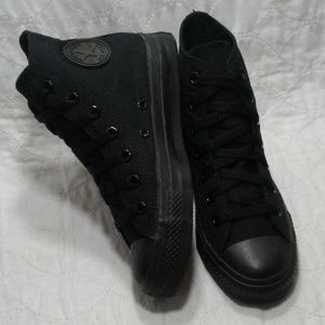 CONVERSE hi top new black size 3.5 men & wo's 5.5